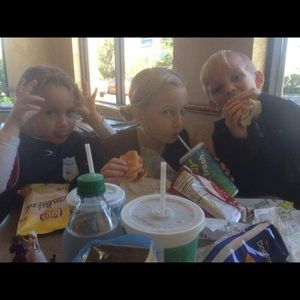 Meet your Posher, Calee